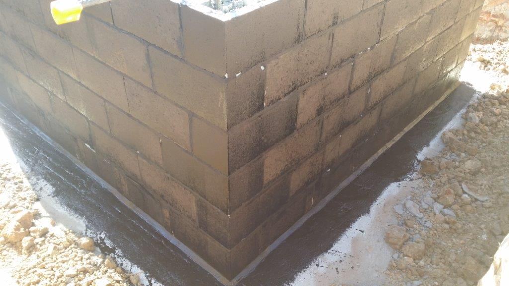 Lift pit walls before waterproofing